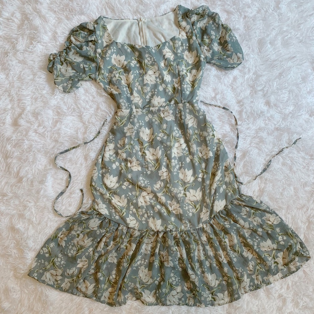 NEW Gray Blue Floral Dress